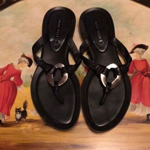Nine West Black Leather Metal Ring Sandals Size 8